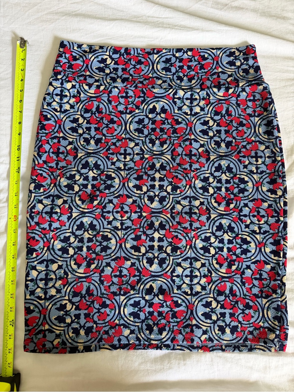 LuLaRoe Navy, Red, and Cream Patterned Pencil Skirt